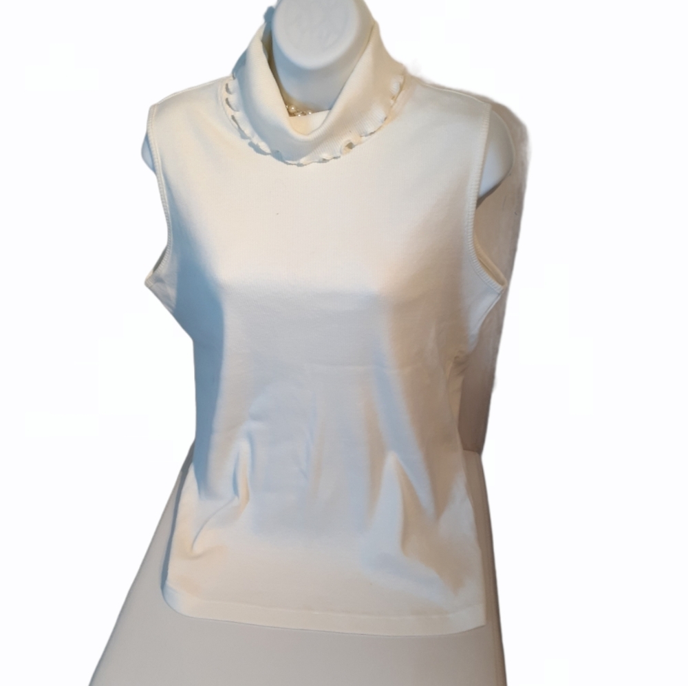 C.J. Banks Turtleneck sleeveless woman top